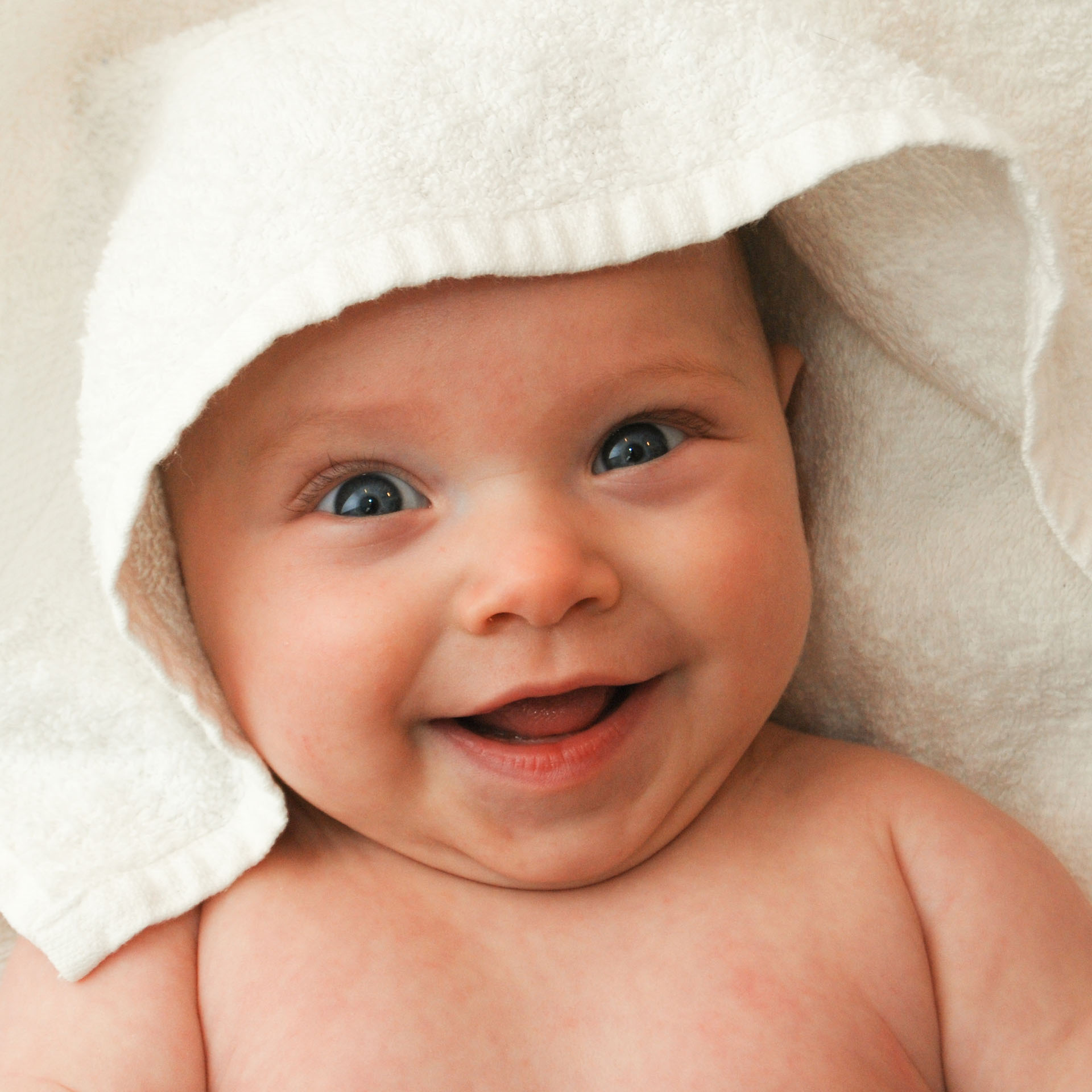 bébé agé de 3 mois